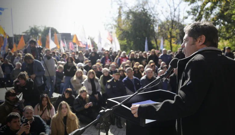 Kicillof en Florencio Varela: "A nosotros nunca nos van a escuchar decir que no tenemos plata"