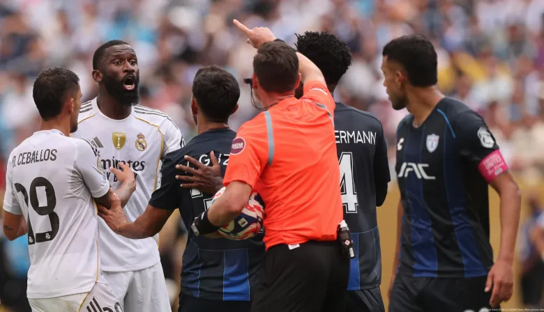 La FIFA finalmente investigará al argentino Gustavo Cabral por racismo