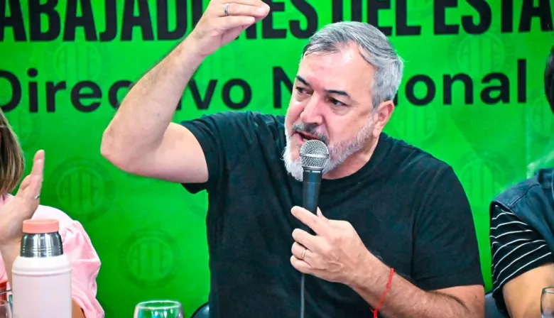 "Caradura": ATE le respondió a Adorni por el fin del asueto del Día del Empleado Público