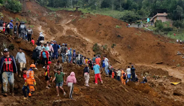 Colombia: Tragedia en Bello con 10 muertos y decenas de desaparecidos por un deslizamiento