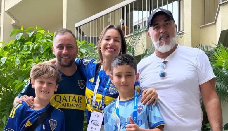Vendió la Playstation para ver a Boca en Río de Janeiro y ahora presentó la nueva camiseta