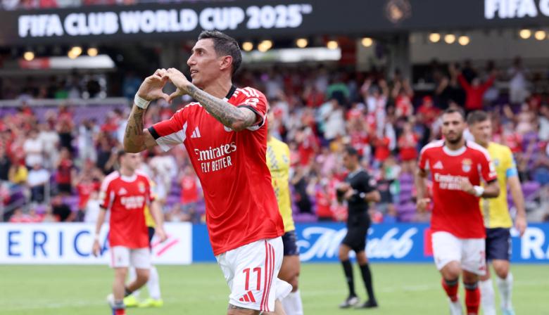 Benfica arrasó en Orlando: 6-0 ante Auckland City con doblete de Di María