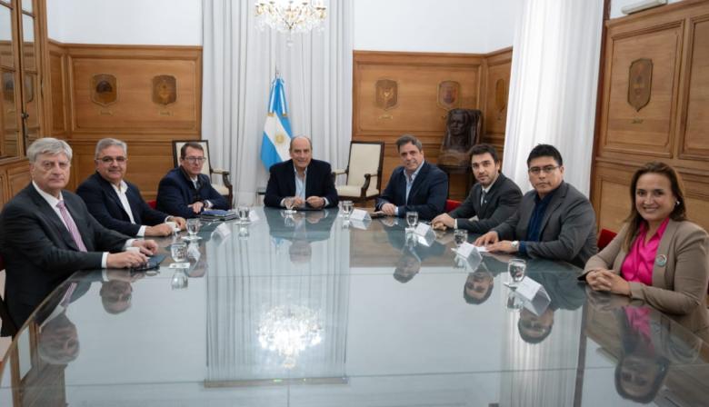 Gobernadores llevaron sus reclamos a Francos por la caída de fondos coparticipables