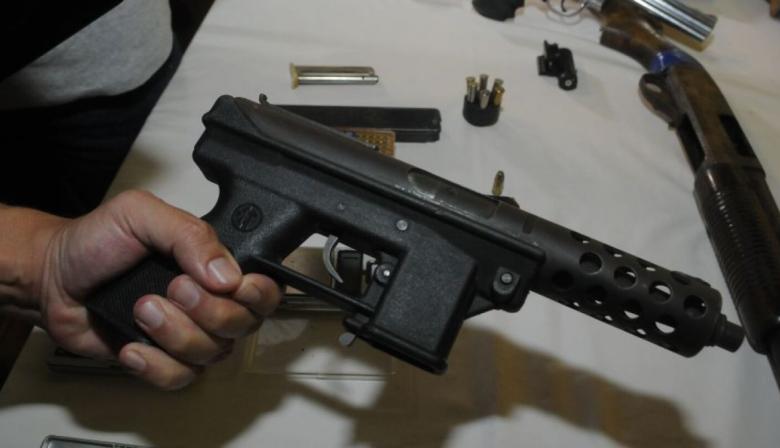 El Gobierno flexibilizó el uso de armas semiautomáticas a usuarios civiles