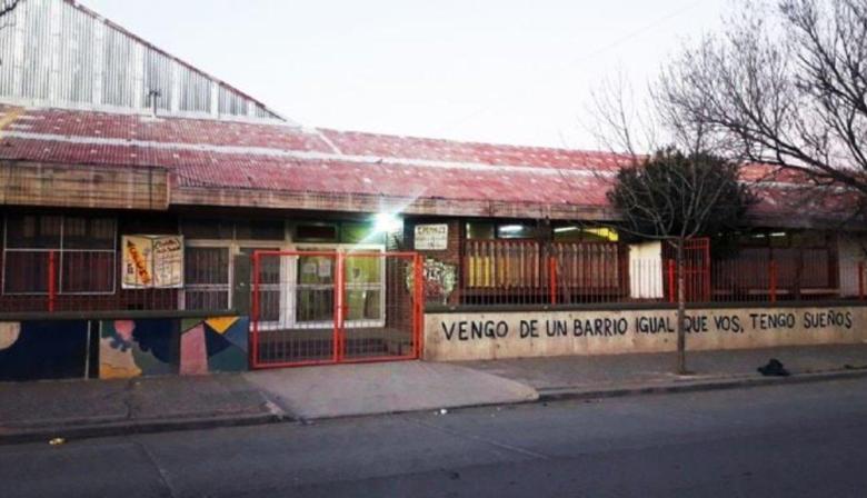 Neuquén: una alumna fue herida con un arma blanca en una pelea y terminó hospitalizada