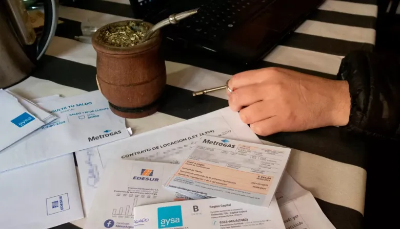 Aumentos de julio 2025: impacto en servicios, colegios privados, transporte y prepagas