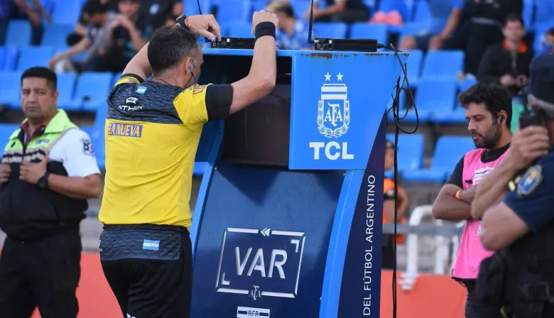 AFA presenta cambios en el VAR: cómo afectarán al fútbol argentino