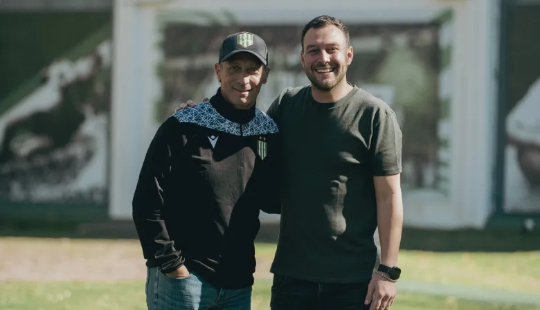 Banfield: la traba que complica los planes de Mariotto y Troglio