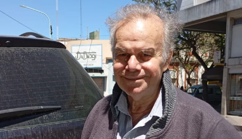 Una enfermera se casó con su paciente antes de morir: sospechan que lo hizo para quedarse con sus bienes