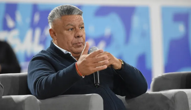Chiqui Tapia: "Los clubes que quieran y puedan recibirán visitantes"
