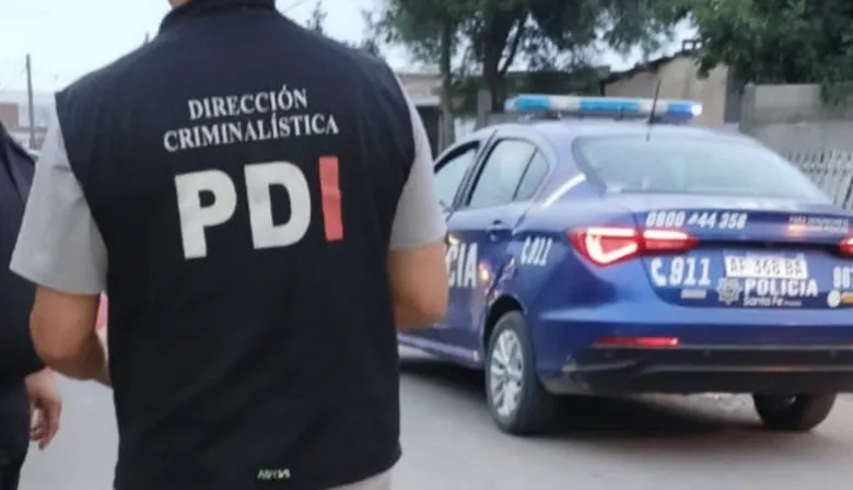 Una nena de 13 años jugaba en el patio de su casa y fue herida por una bala perdida 