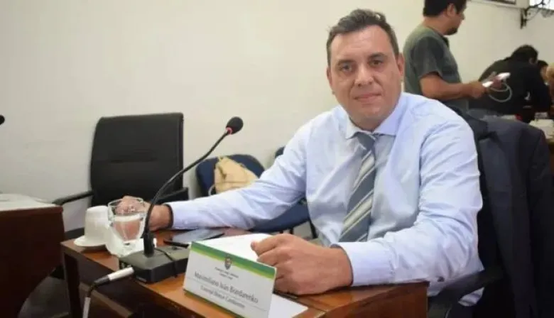 Pareja impuso a Bondarenko y desató la guerra con Caputo en la Tercera