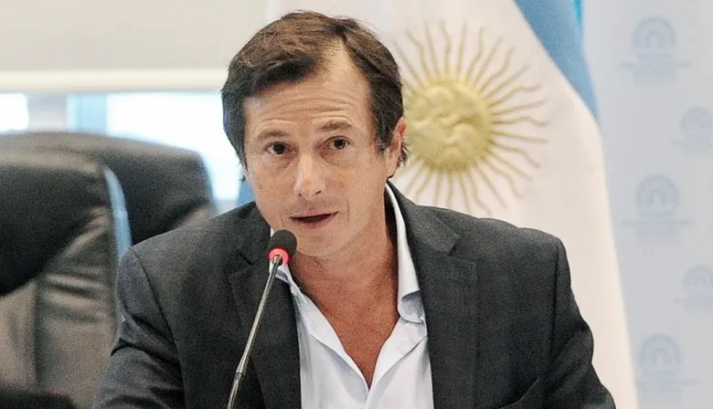 Un ex-PRO sorprende al respaldar a Kicillof por purga policial