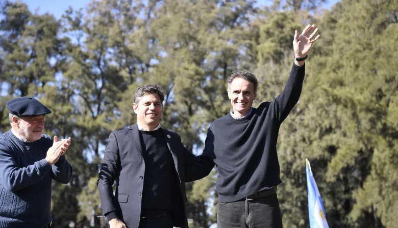 Tres de tres: Kicillof visita solo municipios amigos tras el cierre de listas