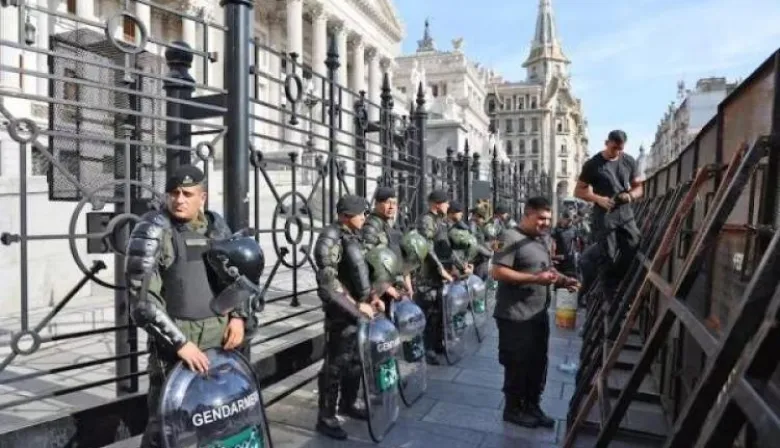 Villarruel defendió a las fuerzas de seguridad y apuntó contra el kirchnerismo