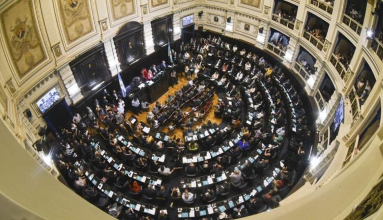 Fin de ciclo en la Legislatura bonaerense: 24 diputados y senadores deben dejar su banca