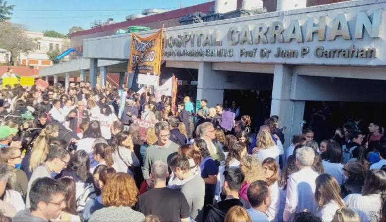 El Gobierno endurece su postura con el Garrahan y prepara nuevos recortes