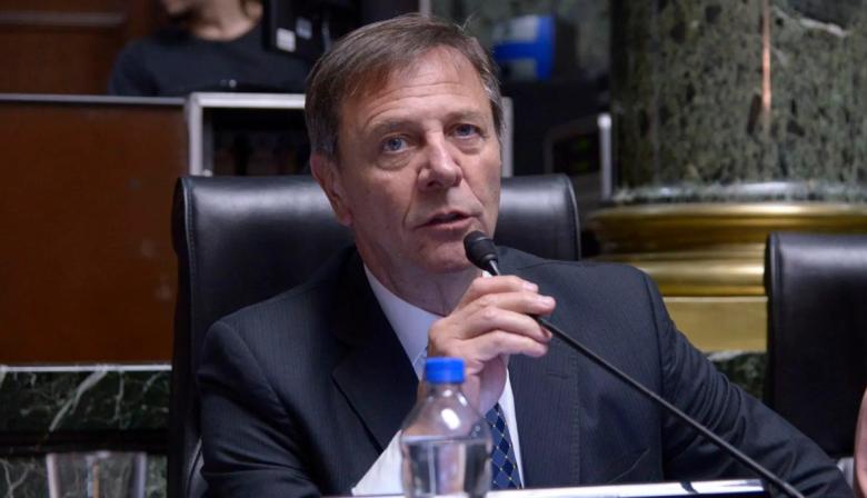 Zago le advierte a Milei: “No tiene los votos para sostener vetos”