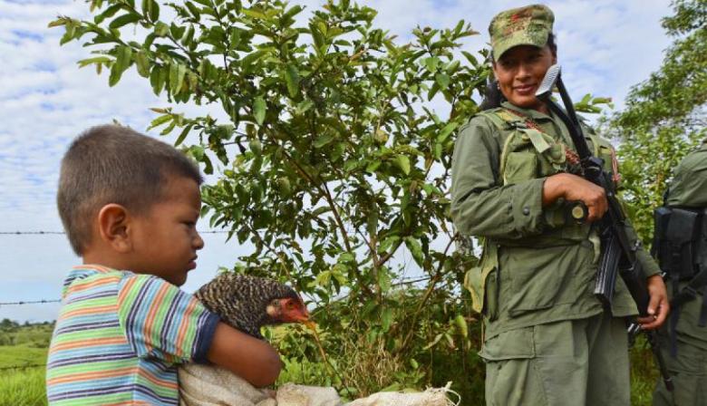 FARC: excomandantes reconocen reclutamiento de menores ante la JEP