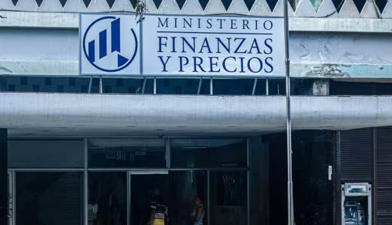 Cuba y el dólar a 385 CUP: la escalada que desafía al Gobierno