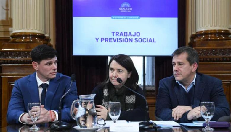 Revés para el Gobierno en el Senado: el peronismo logró dictamen para aumentar las jubilaciones