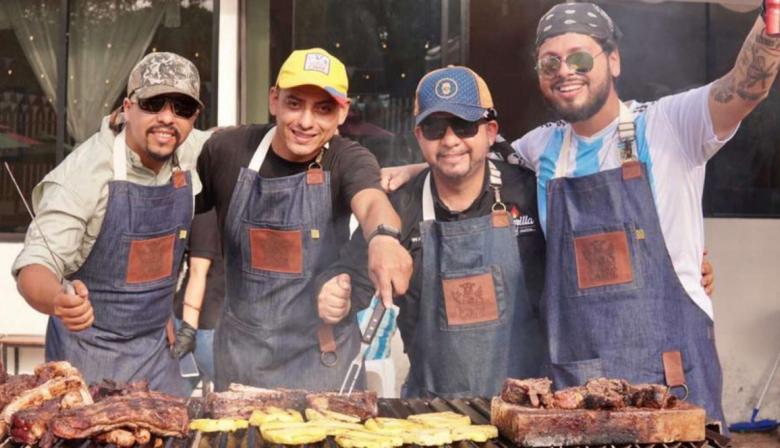 Día del Amigo 2025: cuánto se gastará en regalos y cuál será la comida más elegida