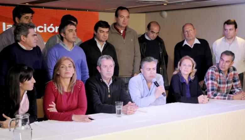 Cambia Mendoza, de coalición triunfante a radicalismo en soledad