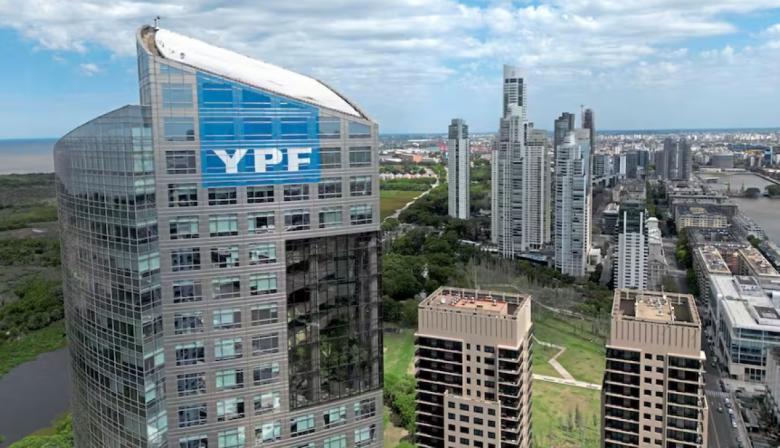 Respiro para Argentina por YPF: la Justicia de EE.UU. suspendió el fallo que ordenaba entregar acciones