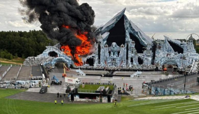 Se incendió el escenario principal de Tomorrowland
