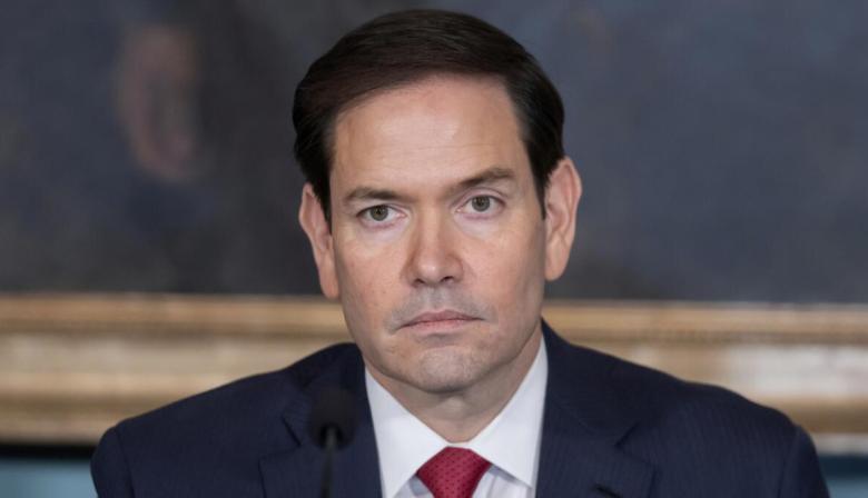 Más de 1.300 diplomáticos despedidos: ¿qué trama EE.UU. bajo Marco Rubio?