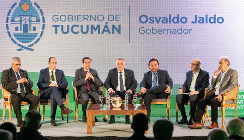 Con presencia de gobernadores del NOA y de industriales, el bioetanol reclamó un nuevo marco regulatorio