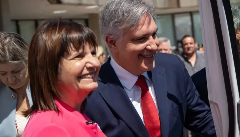 El sugestivo guiño de Llaryora a Patricia Bullrich en plena tensión política