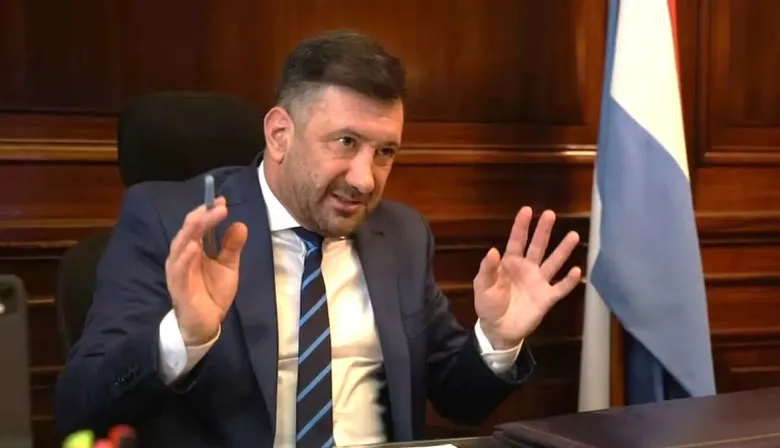 Desde Paraguay, Kueider denuncia una causa armada por Arroyo Salgado