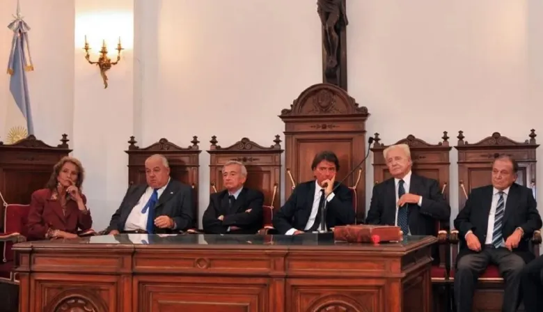 La Corte de Santa Fe ordenó revisar la absolución de un hombre acusado de abusos sexuales reiterados