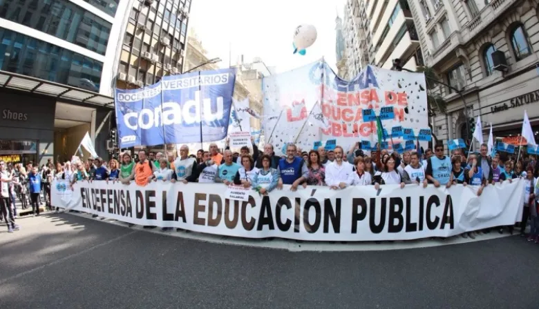 El Gobierno concede un 7,5% de aumento a docentes universitarios