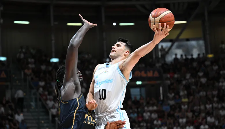 Argentina luchó, pero cerró su gira europea con una derrota ante Italia