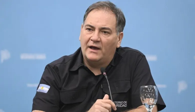 El ministro de Seguridad bonaerense culpó a Independiente y acusó a Conmebol de priorizar la TV