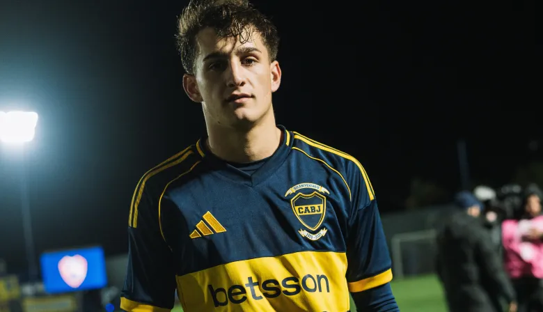 Un gol de chilena y un gol maradoniano: el juvenil de Boca que buscan en Europa
