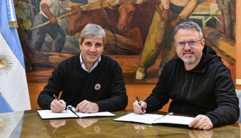 Caputo y Valenzuela lanzan la primera municipalización del ex-PROCREAR