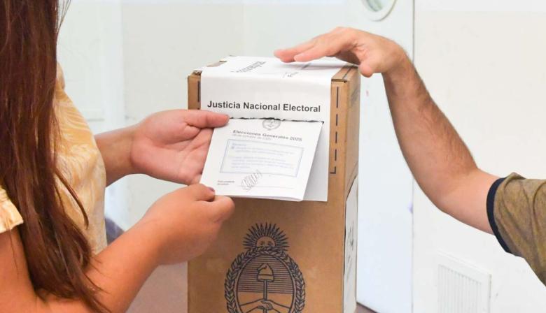 Cuánto cuesta una campaña electoral en Argentina y cómo se reparte el gasto