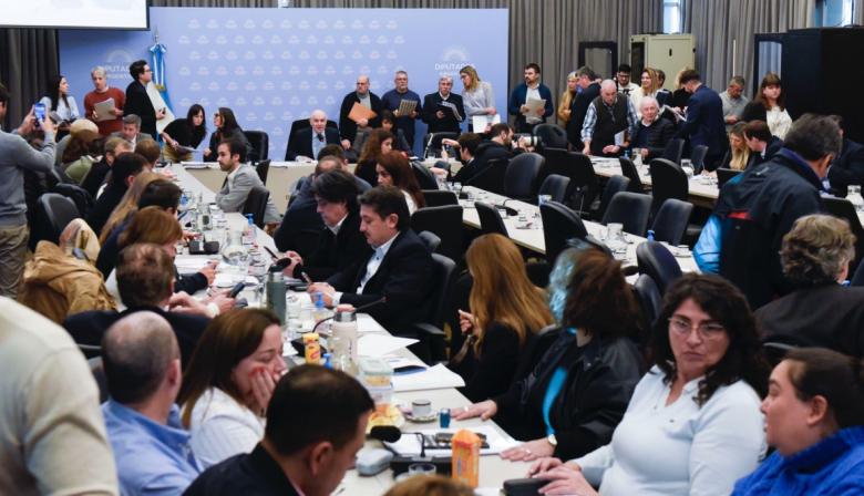 La oposición avanza en Diputados con el proyecto para redistribuir el impuesto a los combustibles