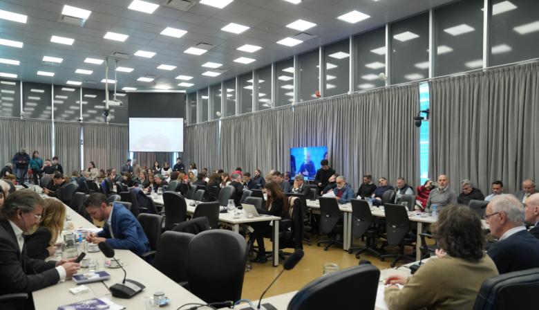 Diputados avanza con la ley de emergencia en ciencia: claves y desafíos