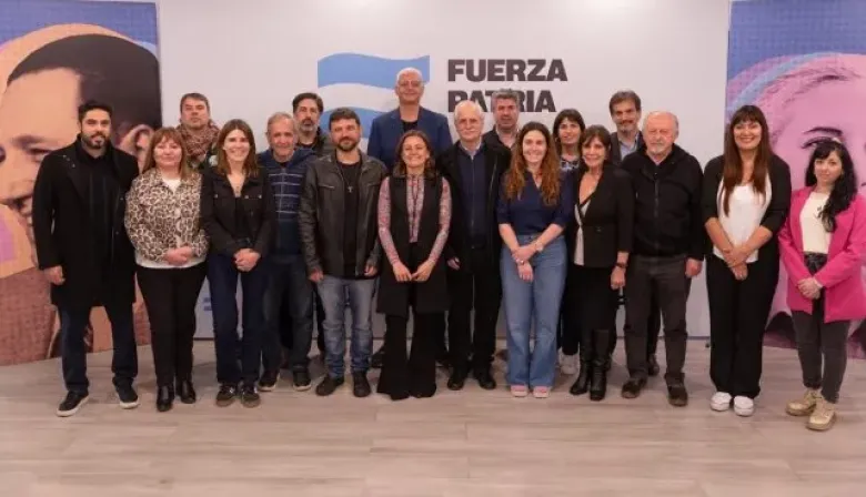 Fuerza Patria lanzó su campaña en Provincia y llamó a frenar el ajuste de Milei
