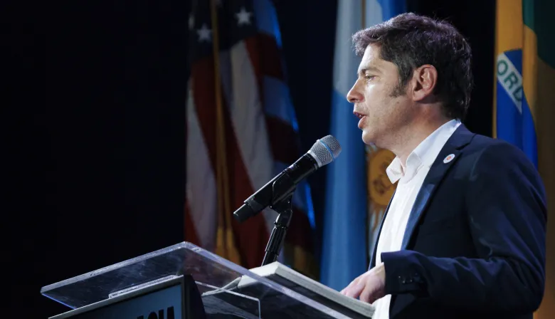 Kicillof: “La democracia está en peligro y la Argentina de Milei es una vergüenza nacional”