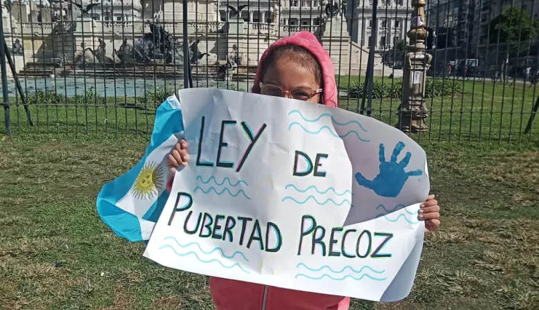 Pubertad precoz: la exigencia urgente del peronismo a Milei en el Congreso