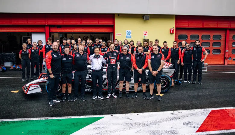 Como un ave Fénix: Romain Grosjean volvió a subirse a un auto de Fórmula 1