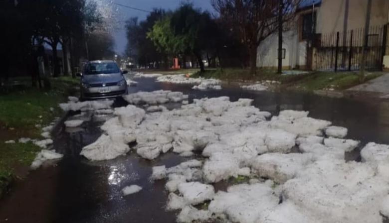La Pampa y una tormenta histórica: granizo y destrozos en Santa Rosa
