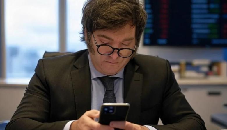 Milei desafía la veda con un ataque directo a la prensa
