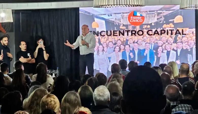 Luis Juez condiciona su candidatura en Córdoba a la reelección de Milei