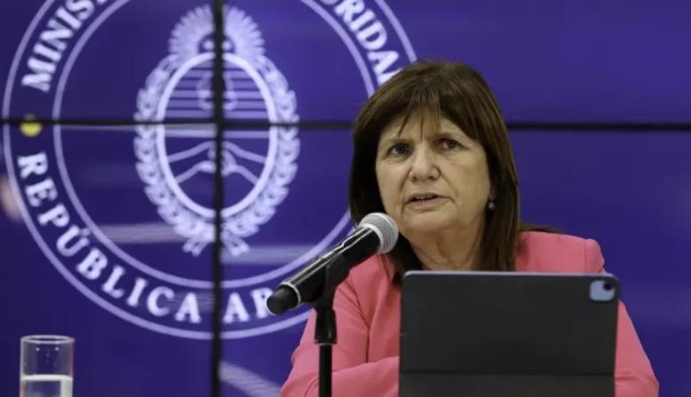Patricia Bullrich denunciada por abuso de autoridad tras pedir allanamientos a periodistas